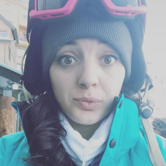 Meet your Posher, Britni - Picture 1 of 1